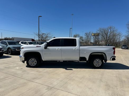Used 2021 Chevrolet Silverado 2500 LT w/ Z71 Off-Road Package image 7