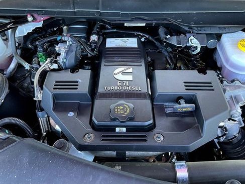 Used 2024 RAM 3500 Laramie w/ Sport Appearance Package image 32