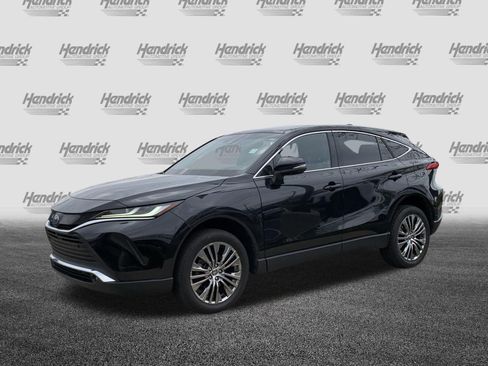 Used 2024 Toyota Venza Limited image 5