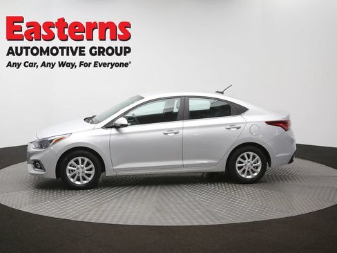 Used 2022 Hyundai Accent SEL FWD image 60