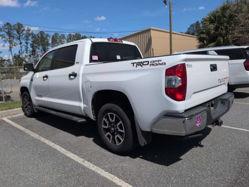 Used 2016 Toyota Tundra SR5 w/ TRD Off Road Package image 4