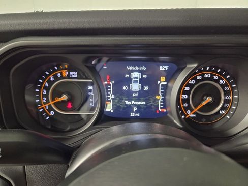New 2026 Jeep Gladiator Rubicon w/ Safety Group AWD/4WD image 12