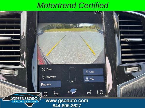 Used 2021 Volvo XC90 T6 Momentum w/ Protection Package image 5