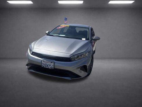 Used 2023 Kia Forte LXS FWD image 30
