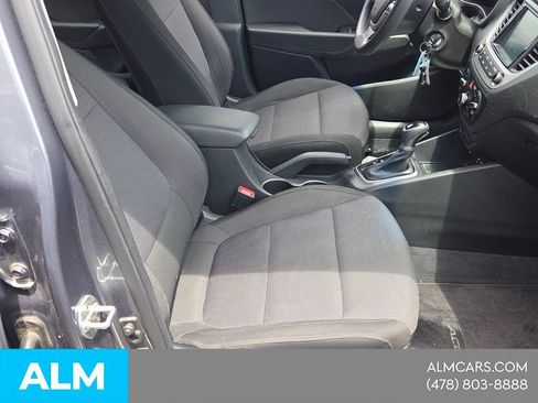 Used 2018 Hyundai Accent SEL FWD image 19