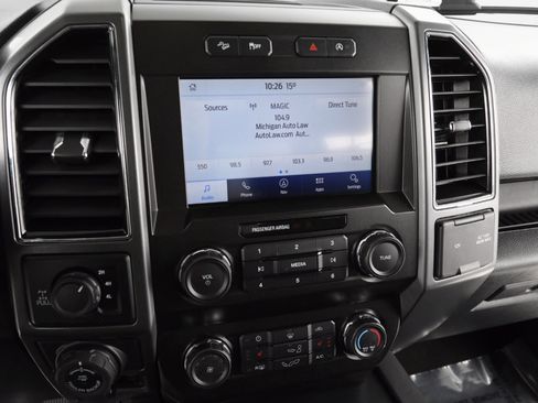 Used 2020 Ford F150 XLT w/ Equipment Group 302A Luxury image 31