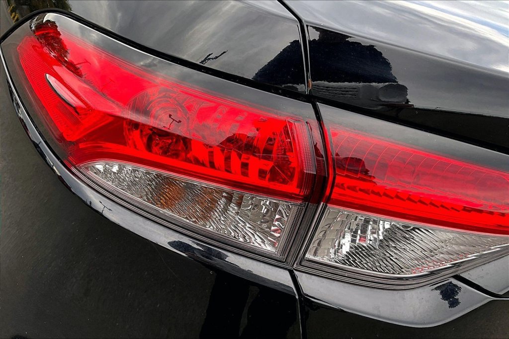 Used 2024 Toyota Corolla LE FWD image 29