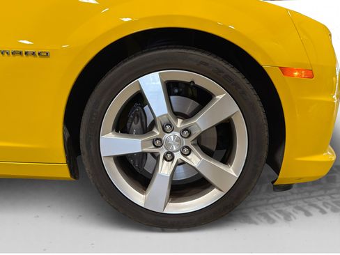 Used 2010 Chevrolet Camaro SS w/ Black Stripe Package RWD image 44