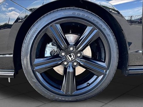 Used 2025 Honda Accord Sport image 10