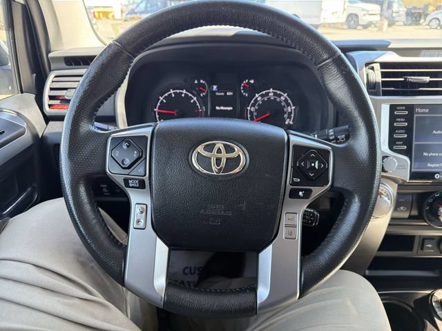 Used 2022 Toyota 4Runner SR5 AWD/4WD image 11