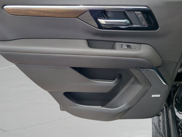 New 2026 Chevrolet Tahoe High Country w/ Sun And Tow Package RWD image 19