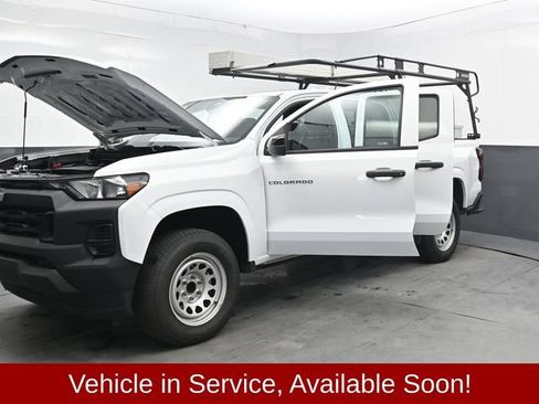 Used 2024 Chevrolet Colorado W/T w/ Safety Package RWD image 44