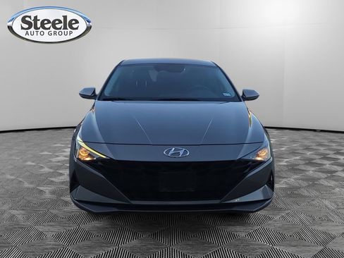Used 2023 Hyundai Elantra Blue image 8