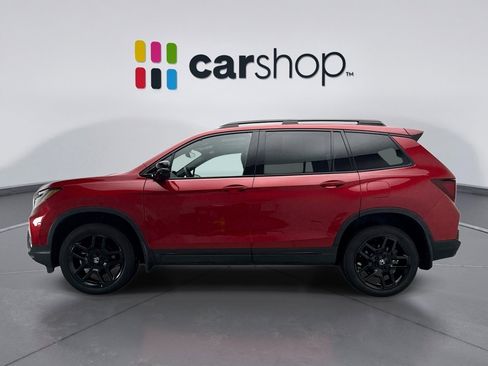 Used 2025 Honda Passport Black Edition image 2
