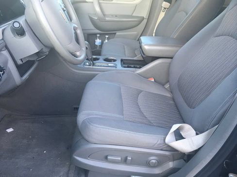 Used 2016 Chevrolet Traverse LS FWD image 5