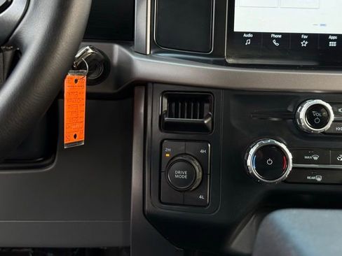 Certified 2025 Ford F150 XLT w/ Equipment Group 301A Standard image 30