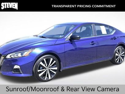 Used 2021 Nissan Altima 2.5 SR w/ SR Premium Package