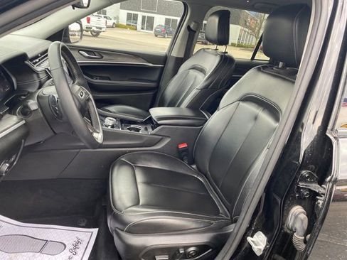 Used 2023 Jeep Grand Cherokee Limited AWD/4WD image 14