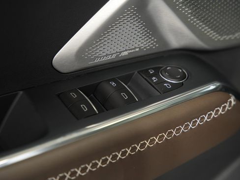 New 2026 GMC Acadia Denali Ultimate w/ LPO, Floor Liner Package image 27