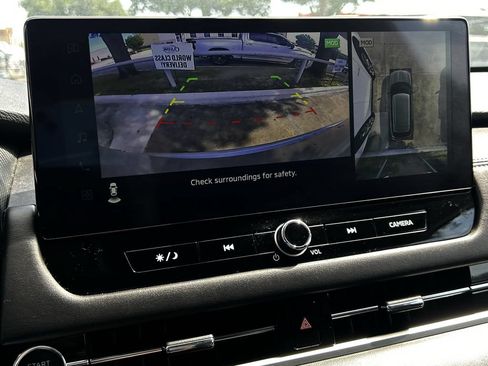 Used 2025 Mitsubishi Outlander SE FWD image 17