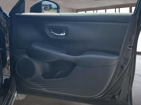 Certified 2024 Honda HR-V LX image 25