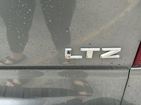 Used 2021 Chevrolet Silverado 1500 LTZ w/ LTZ Premium Package AWD/4WD image 33