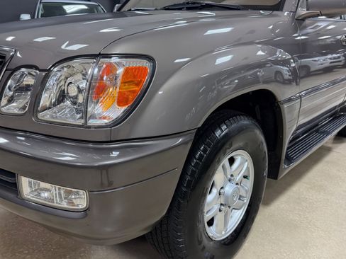Used 1999 Lexus LX 470 4WD image 18