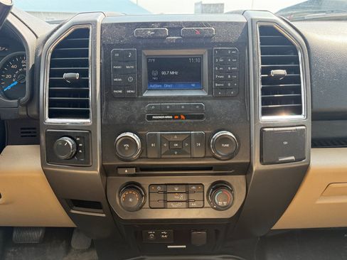 Used 2015 Ford F150 XLT AWD/4WD image 16