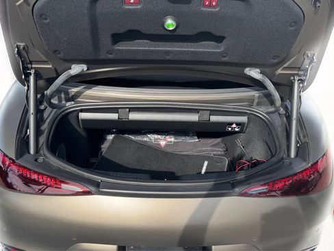 Used 2022 Mercedes-Benz SL 63 AMG 4MATIC image 13