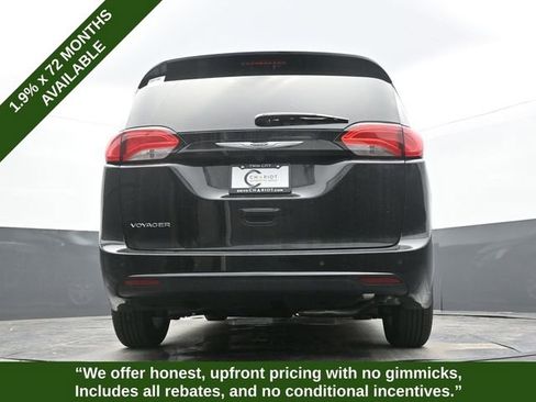 New 2026 Chrysler Voyager LX image 58