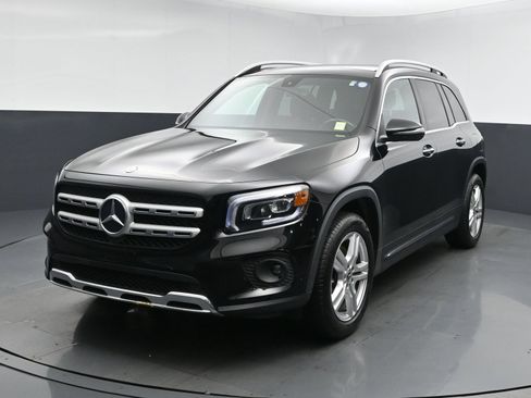 Used 2022 Mercedes-Benz GLB 250 4MATIC image 1
