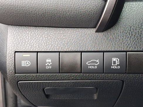 Used 2023 Toyota Camry LE image 25