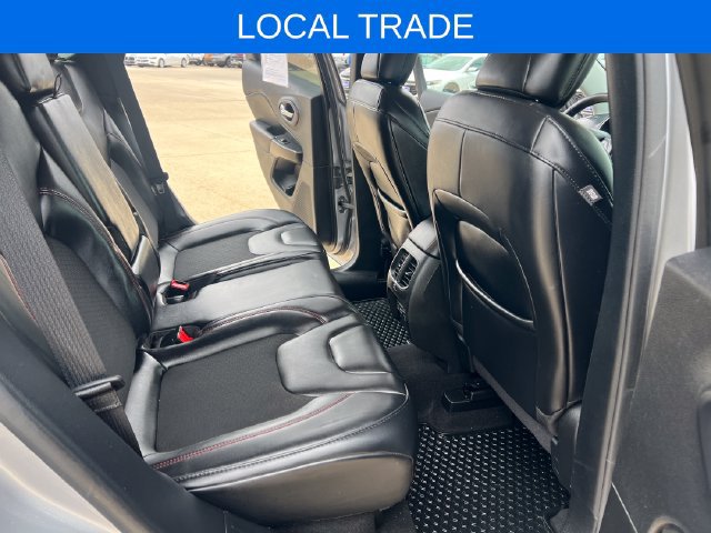 Used 2021 Jeep Cherokee Trailhawk w/ Trailer Tow Group AWD/4WD image 15