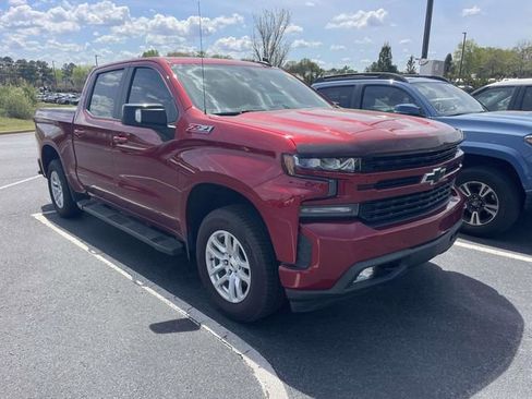 Used 2021 Chevrolet Silverado 1500 RST image 1