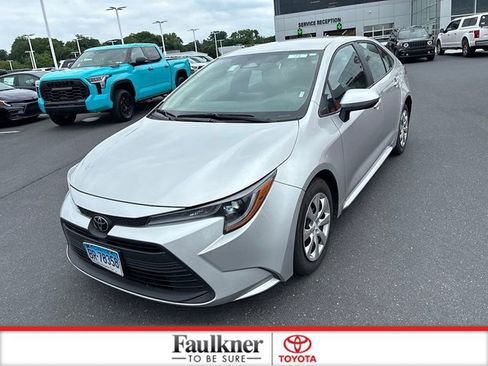 Certified 2024 Toyota Corolla LE FWD image 19
