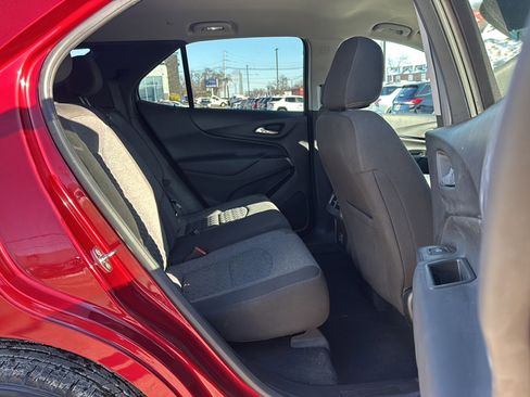 Used 2023 Chevrolet Equinox LT image 22