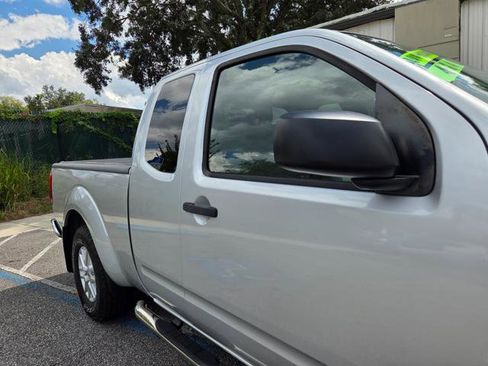 Used 2014 Nissan Frontier SV w/ SV Value Truck Package image 15