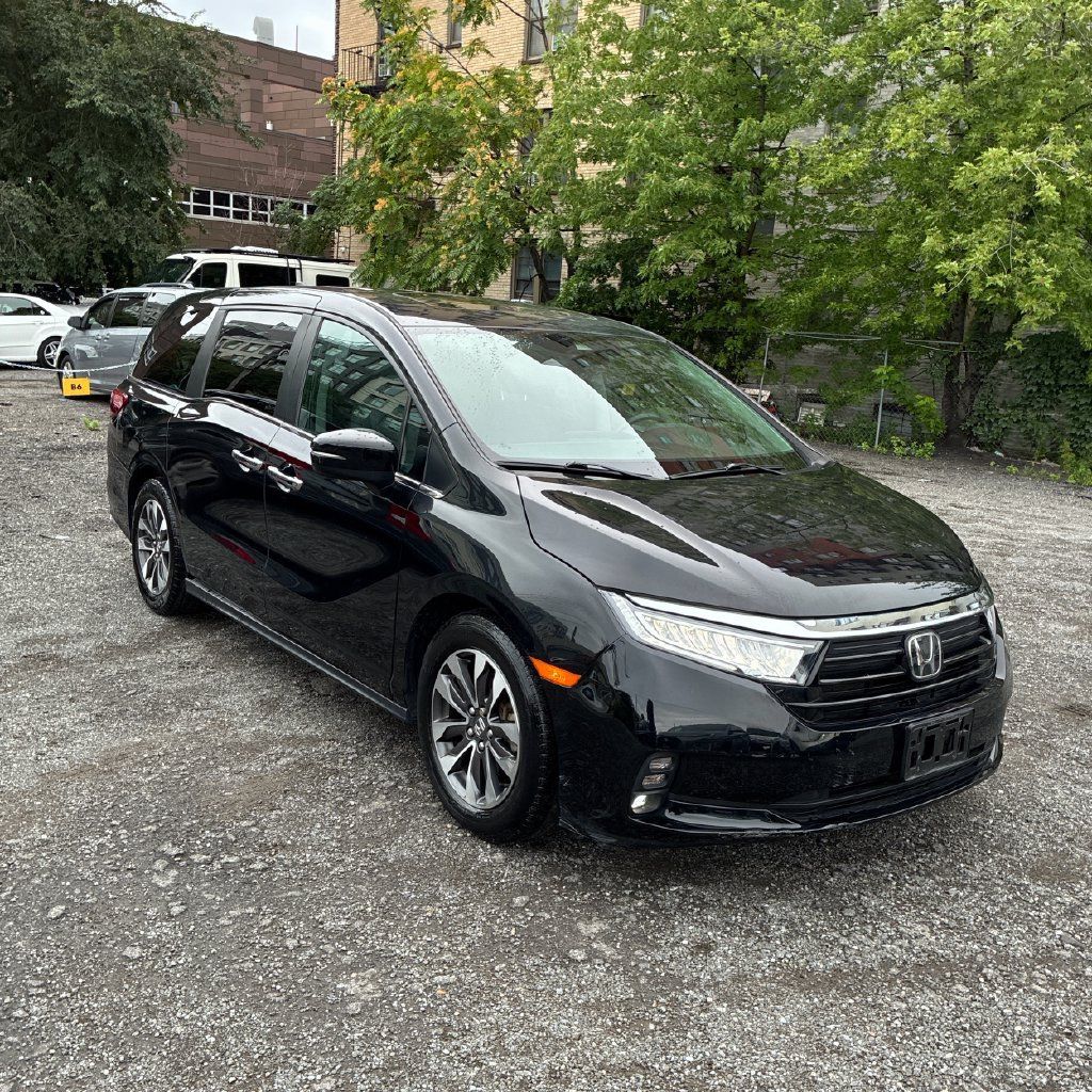 Used 2023 Honda Odyssey EX-L image 5