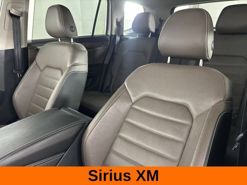Used 2024 Volkswagen Atlas SEL AWD/4WD image 15