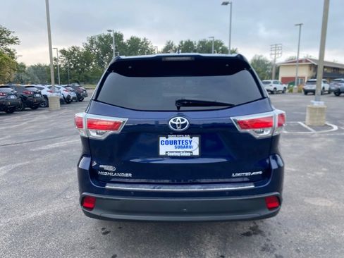 Used 2015 Toyota Highlander Limited Platinum AWD/4WD image 6