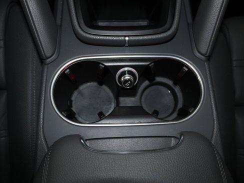 Used 2023 Porsche Cayenne S image 36