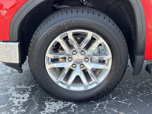Used 2019 GMC Sierra 1500 SLT w/ SLT Premium Plus Package AWD/4WD image 11