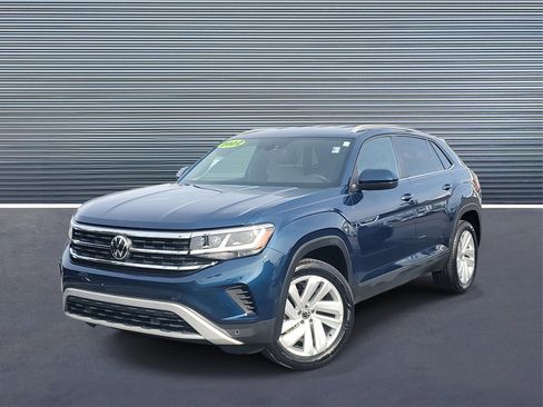 Used 2022 Volkswagen Atlas Cross Sport SE image 1