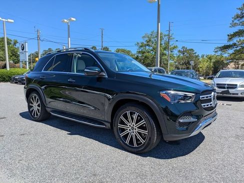 Used 2024 Mercedes-Benz GLE 350 4MATIC image 3