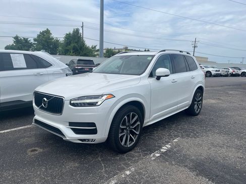 Used 2019 Volvo XC90 T5 Momentum FWD image 1