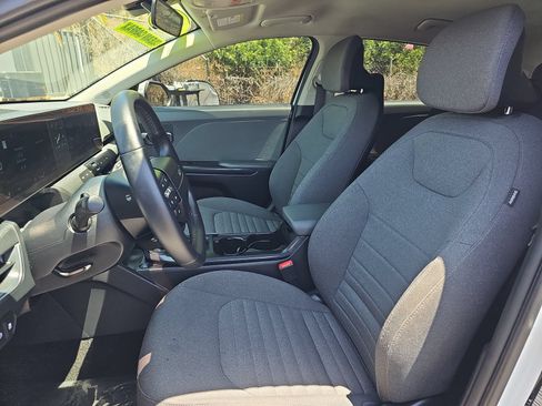 Used 2025 Kia K4 EX FWD image 14