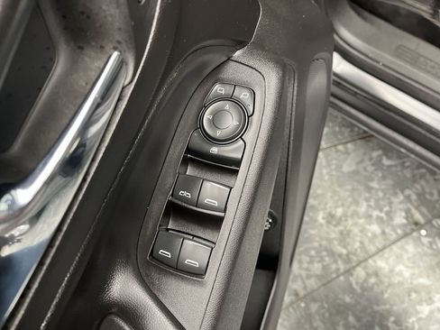 Used 2020 Chevrolet Equinox LT image 7