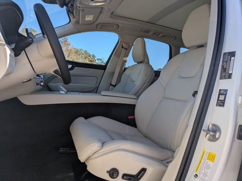 New 2026 Volvo XC60 T8 Ultra w/ Protection Package Premier AWD/4WD image 2