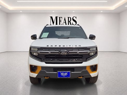 Used 2025 Ford Expedition Tremor AWD/4WD image 8