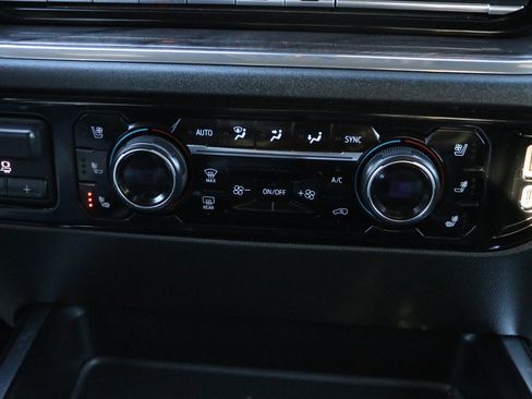 Used 2024 Chevrolet Silverado 3500 LTZ w/ LTZ Convenience Package image 21